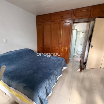 Casa com 174m², 6 quartos (sendo 2 suítes), 2 garagens, no bairro Pantanal em Florianópolis