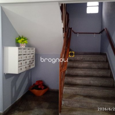 Apartamento com 44m², 2 quartos, 1 garagem, no bairro Coqueiros em Florianópolis