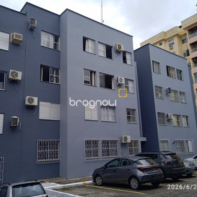 Apartamento com 44m², 2 quartos, 1 garagem, no bairro Coqueiros em Florianópolis