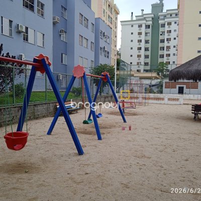 Apartamento com 44m², 2 quartos, 1 garagem, no bairro Coqueiros em Florianópolis