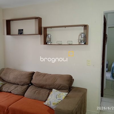 Apartamento com 44m², 2 quartos, 1 garagem, no bairro Coqueiros em Florianópolis
