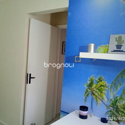 Apartamento com 44m², 2 quartos, 1 garagem, no bairro Coqueiros em Florianópolis