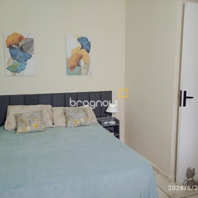 Apartamento com 44m², 2 quartos, 1 garagem, no bairro Coqueiros em Florianópolis