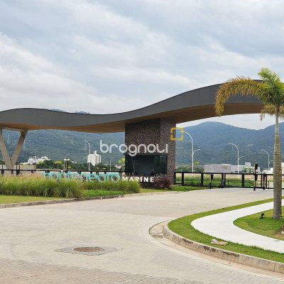 Terreno com 360m², no bairro Beira Rio em Biguaçu