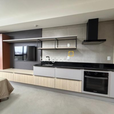 Apartamento com 32m², 1 quarto, no bairro Trindade em Florianópolis
