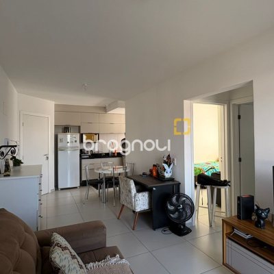 Apartamento com 68m², 2 quartos, 1 garagem, no bairro Areias em São José