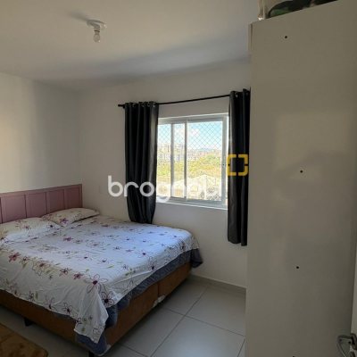 Apartamento com 68m², 2 quartos, 1 garagem, no bairro Areias em São José