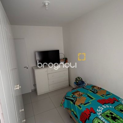 Apartamento com 68m², 2 quartos, 1 garagem, no bairro Areias em São José