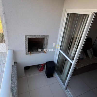 Apartamento com 68m², 2 quartos, 1 garagem, no bairro Areias em São José