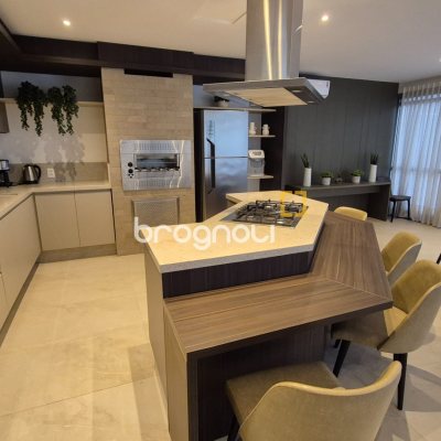 Apartamento com 105m², 3 quartos (sendo 3 suítes), 2 garagens, no bairro Jurerê em Florianópolis