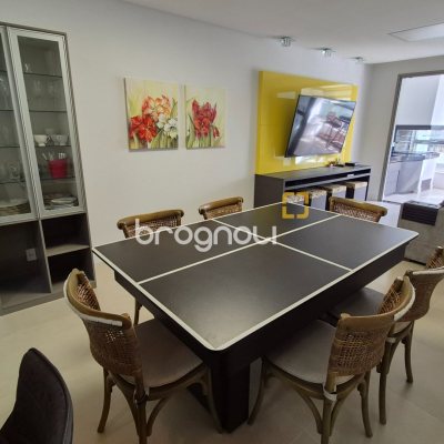 Apartamento com 105m², 3 quartos (sendo 3 suítes), 2 garagens, no bairro Jurerê em Florianópolis