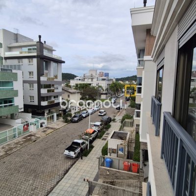 Apartamento com 105m², 3 quartos (sendo 3 suítes), 2 garagens, no bairro Jurerê em Florianópolis