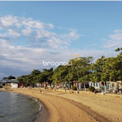 Casa com 127m², 2 quartos (sendo 2 suítes), 1 garagem, no bairro Ribeirão da Ilha em Florianópolis
