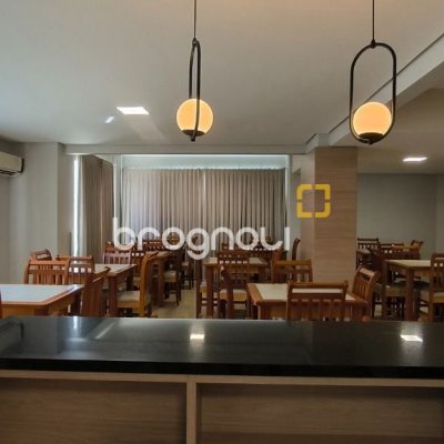Apartamento com 114m², 3 quartos (sendo 1 suíte), 1 garagem, no bairro Estreito em Florianópolis