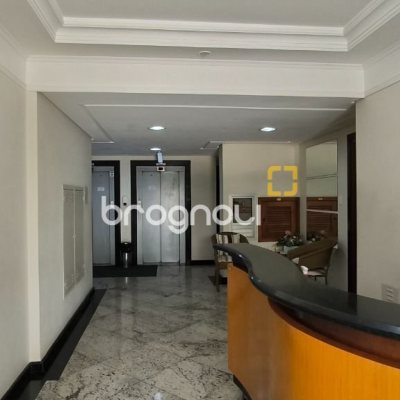 Apartamento com 114m², 3 quartos (sendo 1 suíte), 1 garagem, no bairro Estreito em Florianópolis