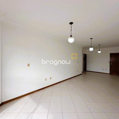 Apartamento com 114m², 3 quartos (sendo 1 suíte), 1 garagem, no bairro Estreito em Florianópolis