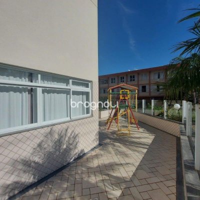 Apartamento com 114m², 3 quartos (sendo 1 suíte), 1 garagem, no bairro Estreito em Florianópolis