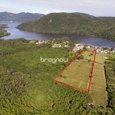 Terreno com 48000m², no bairro Fag em Florianópolis