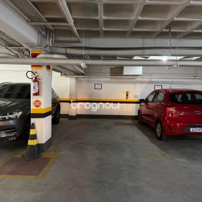 Sala com 37m², 1 garagem, no bairro Itacorubi em Florianópolis