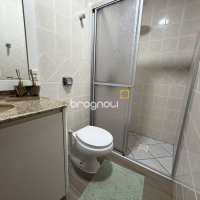 Apartamento com 75m², 2 quartos (sendo 1 suíte), 1 garagem, no bairro Praia Brava em Florianópolis