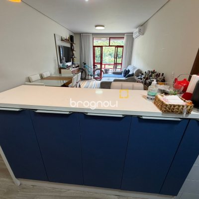 Apartamento com 75m², 2 quartos (sendo 1 suíte), 1 garagem, no bairro Praia Brava em Florianópolis