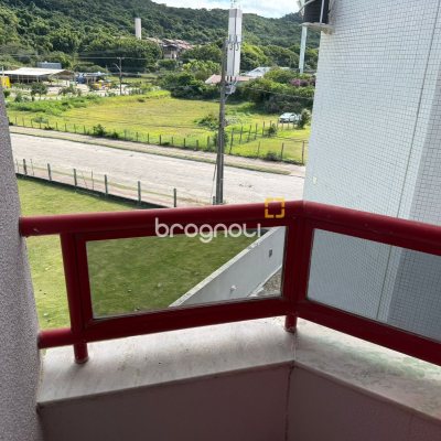Apartamento com 75m², 2 quartos (sendo 1 suíte), 1 garagem, no bairro Praia Brava em Florianópolis