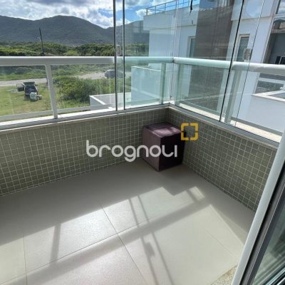 Apartamento com 63m², 2 quartos (sendo 1 suíte), 2 garagens, no bairro Pântano do Sul em Florianópolis