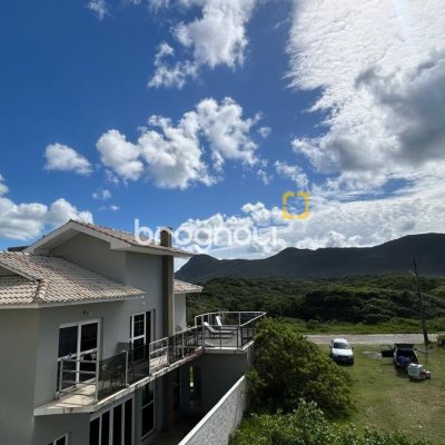 Apartamento com 63m², 2 quartos (sendo 1 suíte), 2 garagens, no bairro Pântano do Sul em Florianópolis