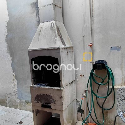 Casa com 79m², 2 quartos, 1 garagem, no bairro Centro em Florianópolis