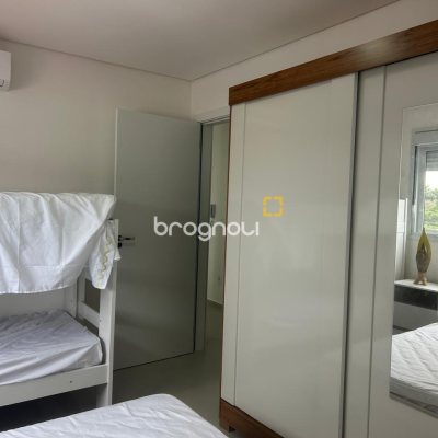 Apartamento com 66m², 2 quartos (sendo 2 suítes), 1 garagem, no bairro Ingleses do Rio Vermelho em Florianópolis