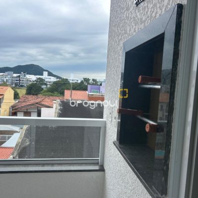 Apartamento com 66m², 2 quartos (sendo 2 suítes), 1 garagem, no bairro Ingleses do Rio Vermelho em Florianópolis