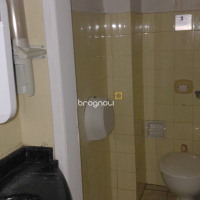 Loja com 29m², no bairro Centro em Florianópolis