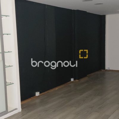 Loja com 29m², no bairro Centro em Florianópolis