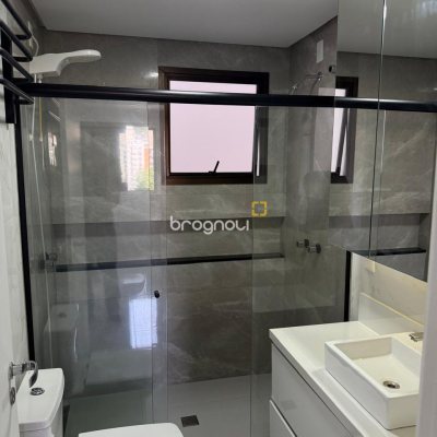 Apartamento com 109m², 3 quartos (sendo 1 suíte), 1 garagem, no bairro Centro em Florianópolis