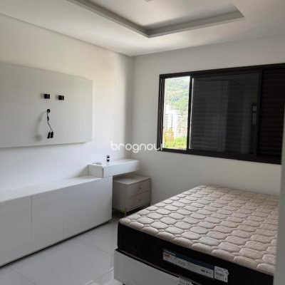 Apartamento com 109m², 3 quartos (sendo 1 suíte), 1 garagem, no bairro Centro em Florianópolis