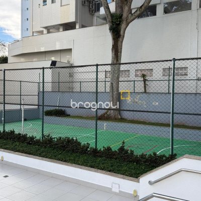 Apartamento com 109m², 4 quartos (sendo 1 suíte), 2 garagens, no bairro João Paulo em Florianópolis