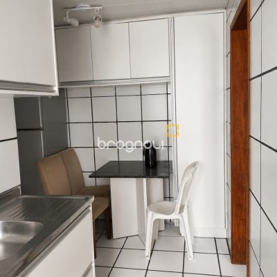 Apartamento com 40m², 2 quartos, no bairro Praia Comprida em São José