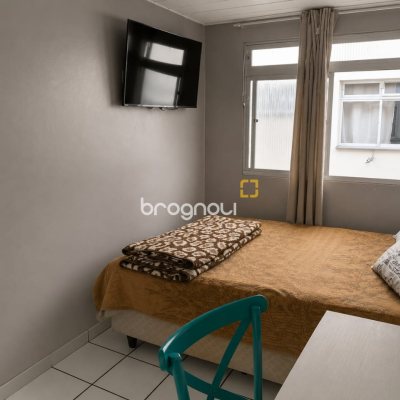 Apartamento com 40m², 2 quartos, no bairro Praia Comprida em São José