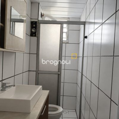 Apartamento com 40m², 2 quartos, no bairro Praia Comprida em São José