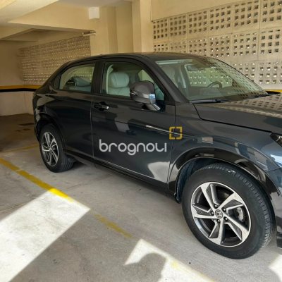 Apartamento com 83m², 3 quartos (sendo 1 suíte), 2 garagens, no bairro Coloninha em Florianópolis