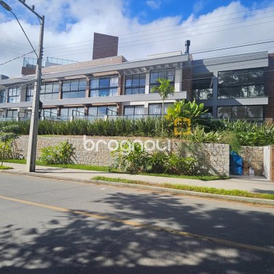 Apartamento com 60m², 2 quartos (sendo 1 suíte), 1 garagem, no bairro Cacupé em Florianópolis