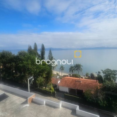 Apartamento com 60m², 2 quartos (sendo 1 suíte), 1 garagem, no bairro Cacupé em Florianópolis