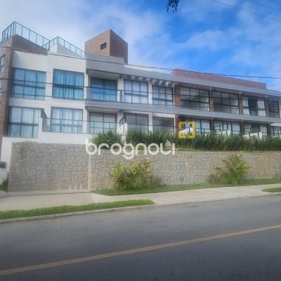 Apartamento com 60m², 2 quartos (sendo 1 suíte), 1 garagem, no bairro Cacupé em Florianópolis