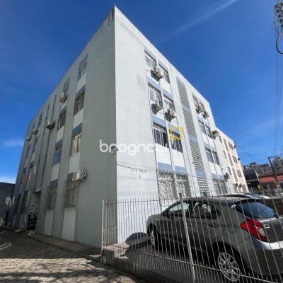 Apartamento com 68m², 3 quartos, no bairro Praia Comprida em São José