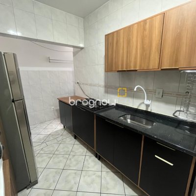 Apartamento com 68m², 3 quartos, no bairro Praia Comprida em São José