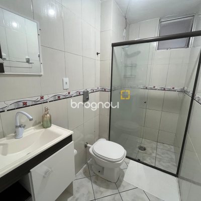 Apartamento com 68m², 3 quartos, no bairro Praia Comprida em São José