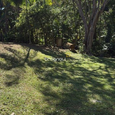 Sítio com 80m², 1 quarto (sendo 1 suíte), 1 garagem, no bairro Ribeirão da Ilha em Florianópolis