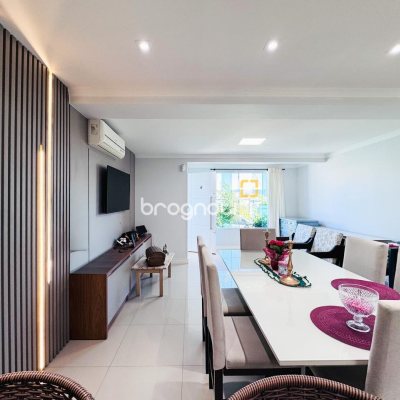 Casa com 158m², 4 quartos (sendo 1 suíte), 3 garagens, no bairro Campeche em Florianópolis