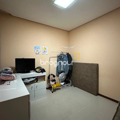Casa com 90m², 4 quartos (sendo 1 suíte), 2 garagens, no bairro Ingleses do Rio Vermelho em Florianópolis