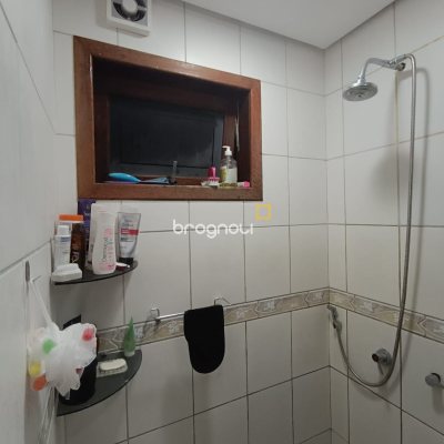 Casa com 90m², 4 quartos (sendo 1 suíte), 2 garagens, no bairro Ingleses do Rio Vermelho em Florianópolis